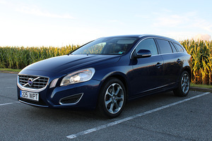 Volvo V60 Ocean Race 2.0 R5 120kW HOLLANDIST (1 foto / 15)