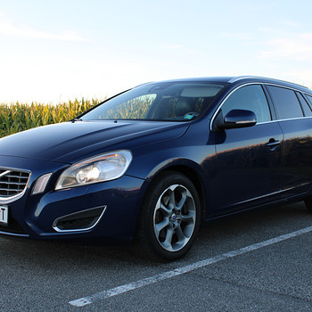 Volvo V60 Ocean Race 2.0 R5 120 кВт, из Голландии