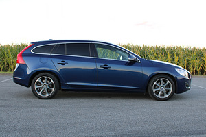 Volvo V60 Ocean Race 2.0 R5 120kW HOLLANDIST (6 foto / 15)