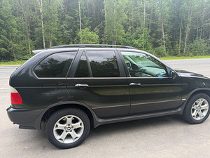 BMW x5 (4 foto / 8)
