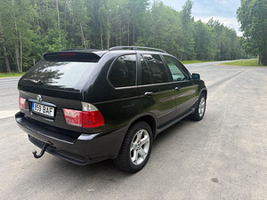 BMW x5 (5 foto / 8)