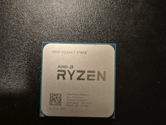 AMD protsessor 1700x CPU