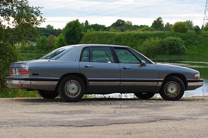 Buick Park Avenue 3.8 (4 foto / 6)