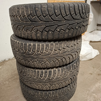 Nokian Hakkapelita 205/55/R16