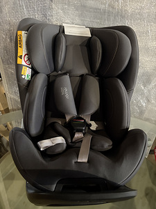 Britax Römer RIDER turvatool 40–125 cm, 360° ISOFIX (1 foto / 1)