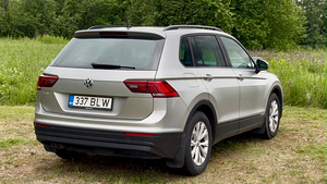 Volkswagen Tiguan Trendline Comfort 2.0 110kW (4 foto / 15)
