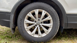Volkswagen Tiguan Trendline Comfort 2.0 110kW (6 foto / 15)