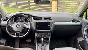 Volkswagen Tiguan Trendline Comfort 2.0 110kW (8 foto / 15)