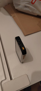 Telefon. CAT (7 foto / 7)