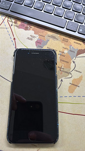 iPhone se 2022 (4 фото из 4)