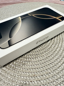 iPhone 16pro (1 foto / 2)
