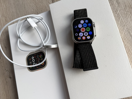 Apple Watch Ultra 2 GPS+Cellular