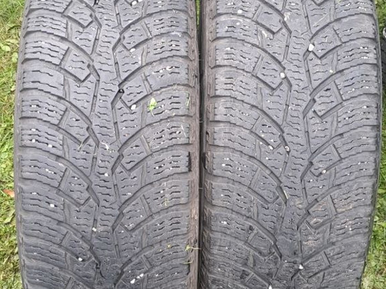 M+S / 205 65 16c / Nokian Hakkapeliitta CR4