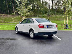 Audi A4 2.0 96kW (6 foto / 7)