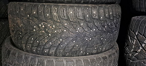 Naastrehvid / 245 50 18 / Nokian Hakkapeliitta 9 (1 foto / 1)