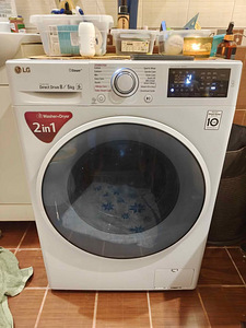 Стирально-сушильная машина LG F4J6TGDW (8 kg) (1 фото из 1)