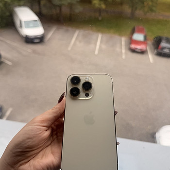iPhone 14 pro gold 128 gb