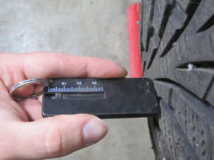 Renault R15 5x108 veljed, 7 mm naastrehvid, ilukilbid (8 foto / 9)