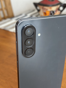 Samsung A56 (2 фото из 10)
