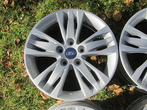 Ford R16 5x108 originaal valuveljed (5 foto / 8)