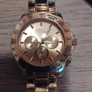 Мужские часы Hugo Boss (2 фото из 10)