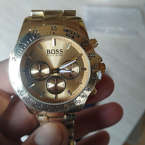 Мужские часы Hugo Boss (9 фото из 10)