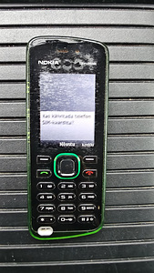 NOKIA telefonide komplekt + lisavarustust (4 foto / 6)