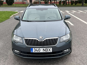 SKODA SUPERB (3 foto / 11)