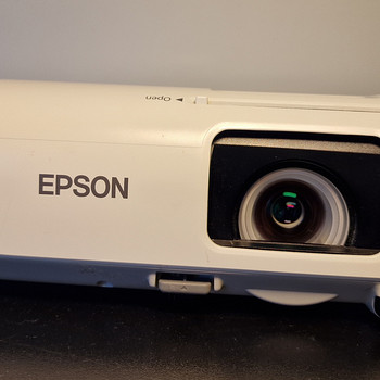 Epson EB-955WH projektor