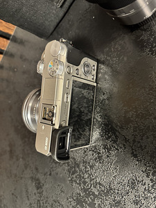 Sony A6000 + kaks objektiivi ja kaamerakott (4 foto / 5)