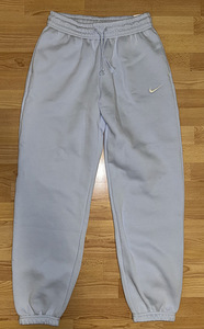 Женские спортивные штаны Nike (1 фото из 3)