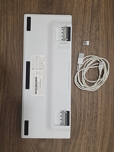 Razer Optical Keyboard Deathstalker V2 Pro RGB LED light (2 фото из 4)