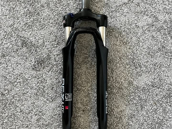 SR Suntour NCX-LITE 700C/28 велосипедная вилка / амортизатор