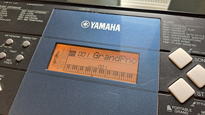 Süntesaator Yamaha PSR E333 (2 foto / 6)