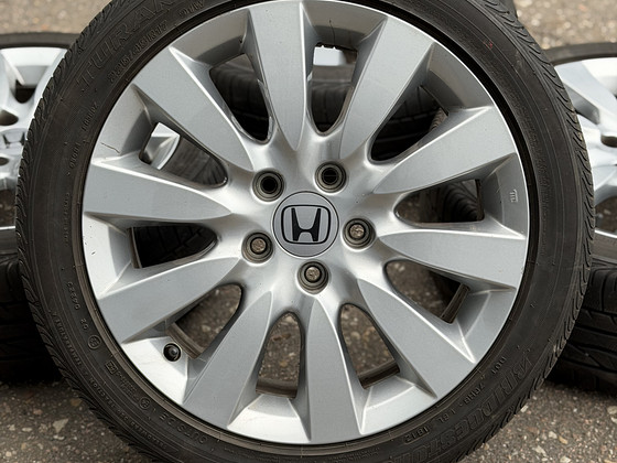 17" оригинальные диски Honda 5x114,3 + летние шины 225/45/17