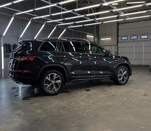Škoda Kodiaq Sportline (12 foto / 14)
