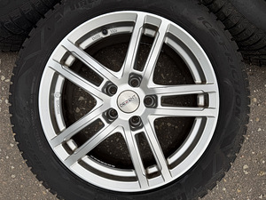 17" Dezent veljed 5x112 + 215/55/17 m+s Pirelli (2 foto / 7)
