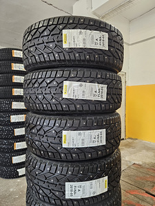 225 45 R 17 Kormoran Stud 2 ( by Michelin ) (1 foto / 4)