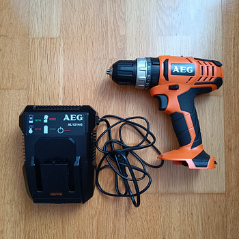 AEG akutrell 12V – komplekt ilma akuta