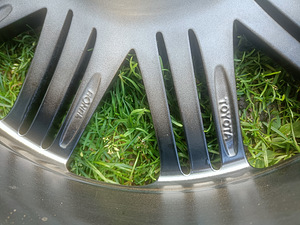 18" Toyota originaal veljed rehvidega (5 foto / 9)