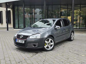 Volkswagen Golf 1.9 GTD manual. (1 foto / 15)