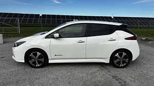 Nissan Leaf (4 foto / 8)