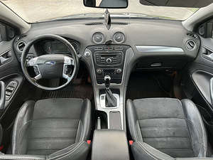 FORD MONDEO (10 foto / 11)