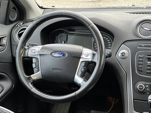 FORD MONDEO (9 foto / 11)