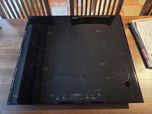 Whirlpool induksioonpliidiplaat (1 foto / 4)