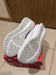 кроссовки Nike, р. 39 (3 фото из 4)