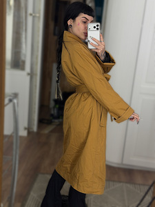 Trench coat (2 foto / 4)