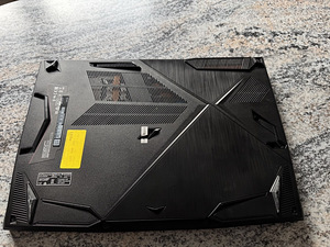 MSI GF63 Thin 9SC (5 foto / 5)