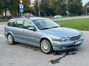 JAGUAR X-TYPE (2 foto / 11)