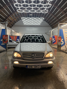 Mercedes ml270 (1 foto / 8)